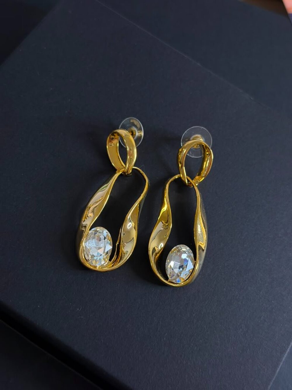 Elegant Gold Teardrop Dangle Earrings | Crystal Drop Statement Jewelry
